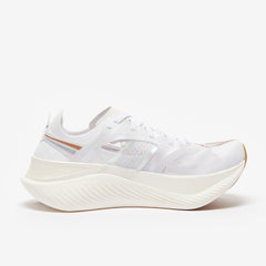 Saucony Womens Endorphin Elite