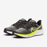 Nike Boys Air Zoom Pegasus 39 - Black/Volt-Barely Volt