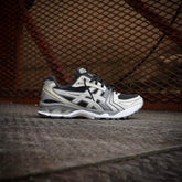 Mens Asics Gel-Kayano 14 (Obsidian/Cement Grey)