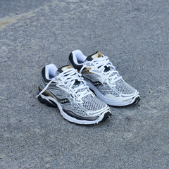Mens Saucony ProGrid Omni 9 (Silver/Gold)