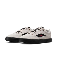 Nike SB Malor Shoe