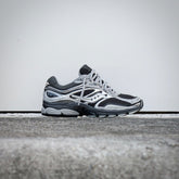 Mens Saucony ProGrid Omni 9 (Black/Silver)