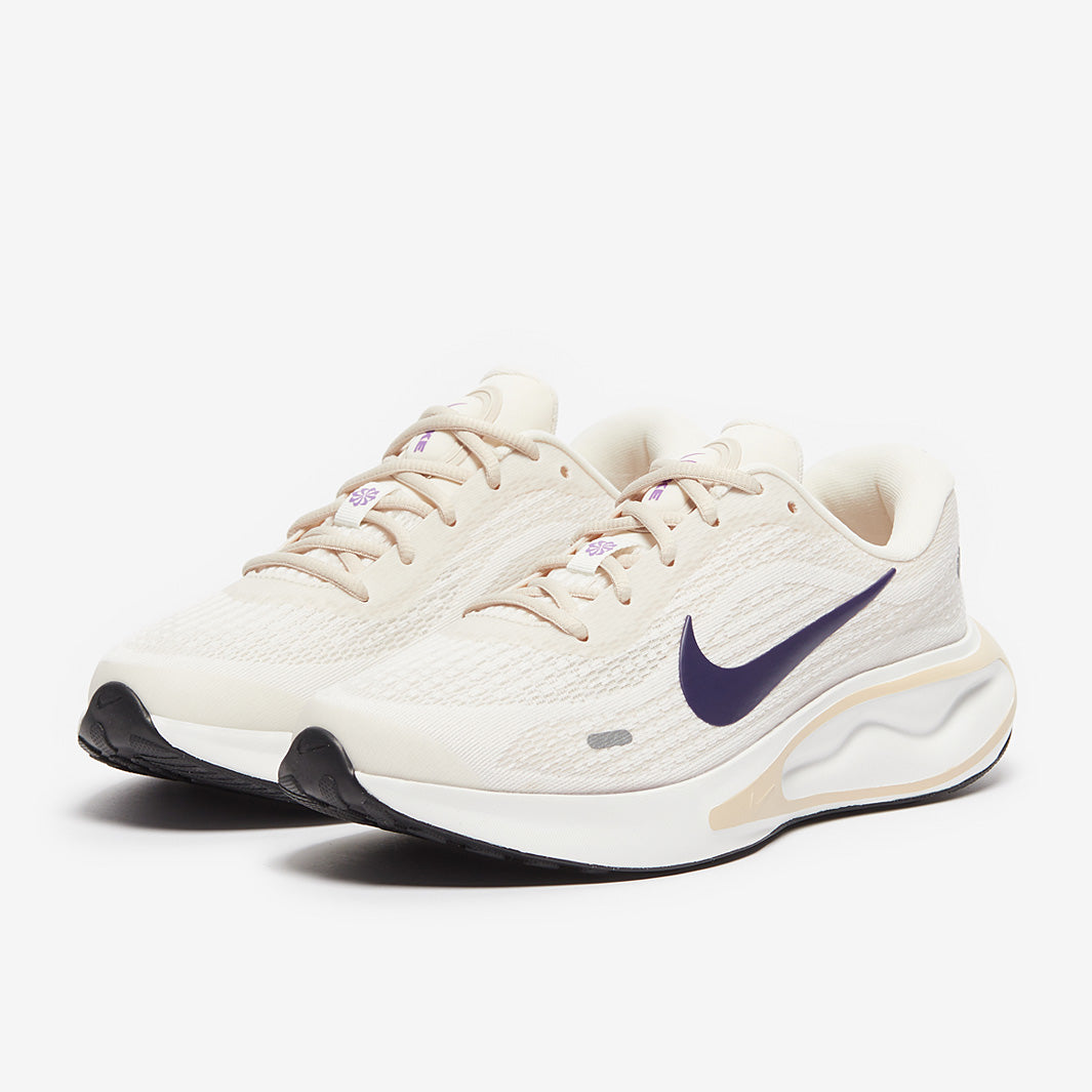 Nike Womens Journey Run