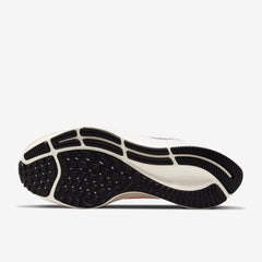  Nike Womens Air Zoom Pegasus 38 - White/Black-Football Grey