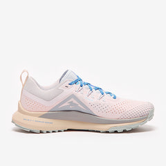 Nike Womens Pegasus Trail 4