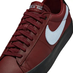 Nike SB Zoom Blazer Low Pro GT Shoes