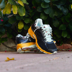 Mens Saucony ProGrid Omni 9 (Black Fleur)